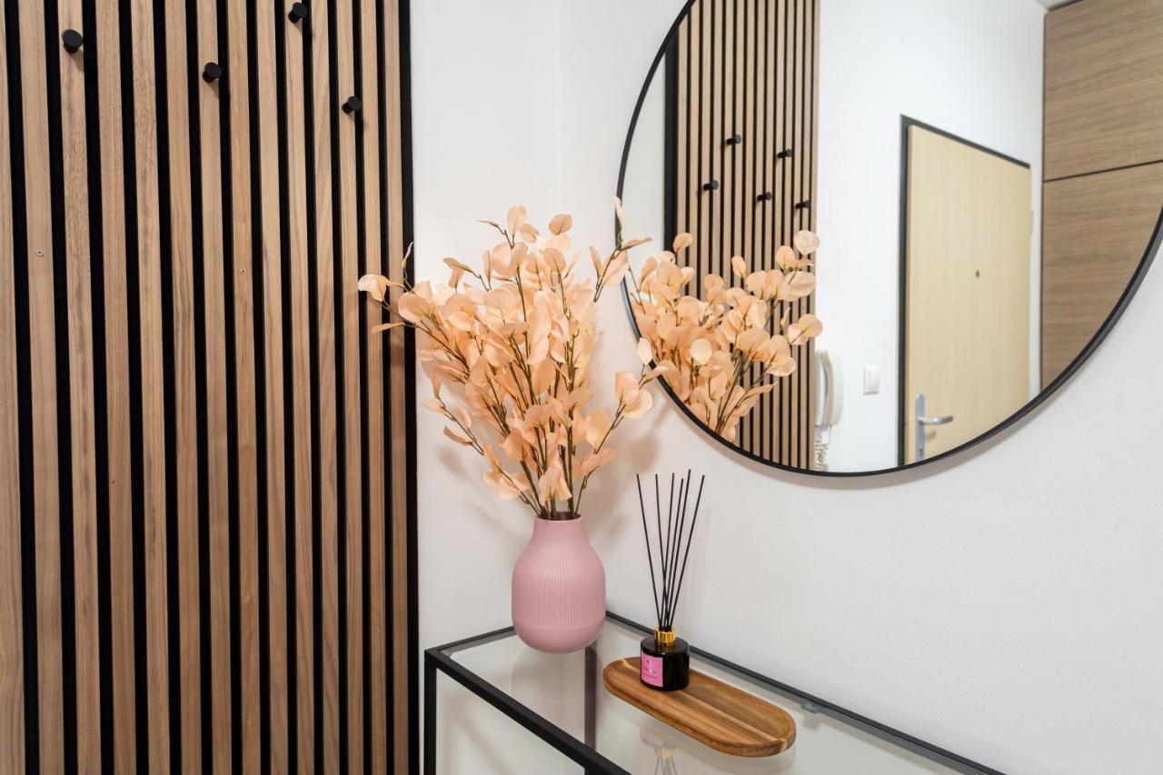 Nova Karolina Apartment اوسترافا المظهر الخارجي الصورة