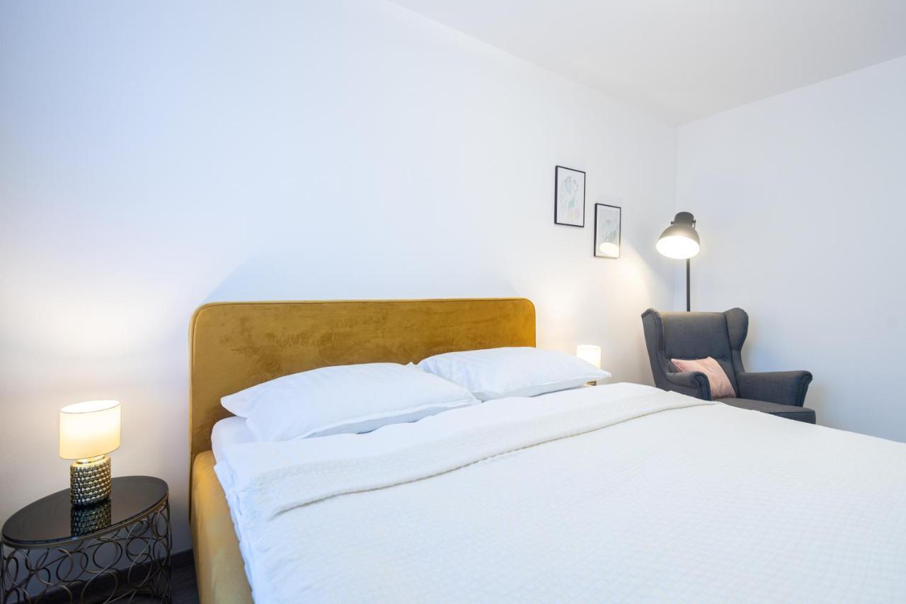 Nova Karolina Apartment اوسترافا المظهر الخارجي الصورة