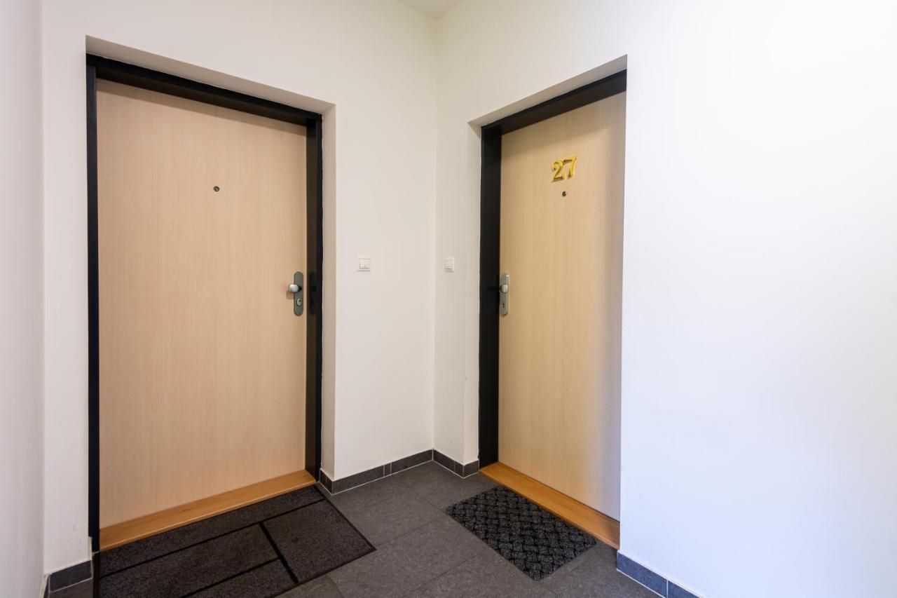 Nova Karolina Apartment اوسترافا المظهر الخارجي الصورة